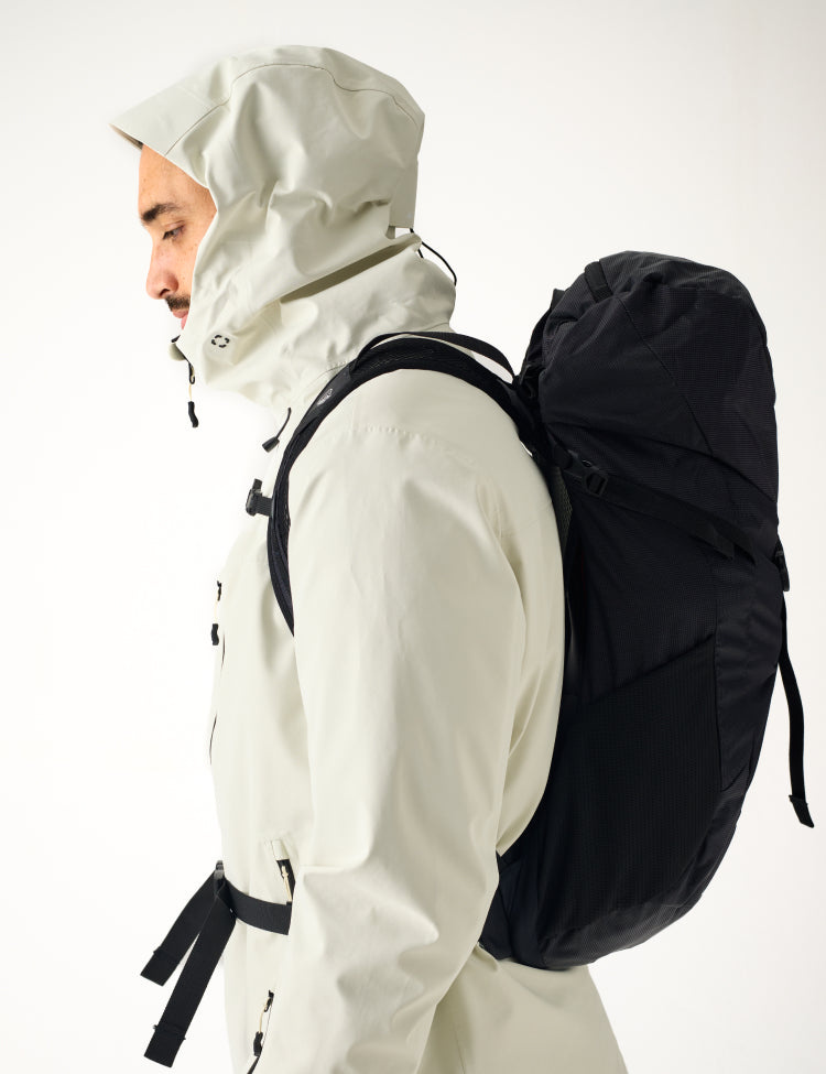 Cortazu Mens Hardshell AR Recycled 2.0 Cortazu Mens Hardshell AR Recycled 2.0