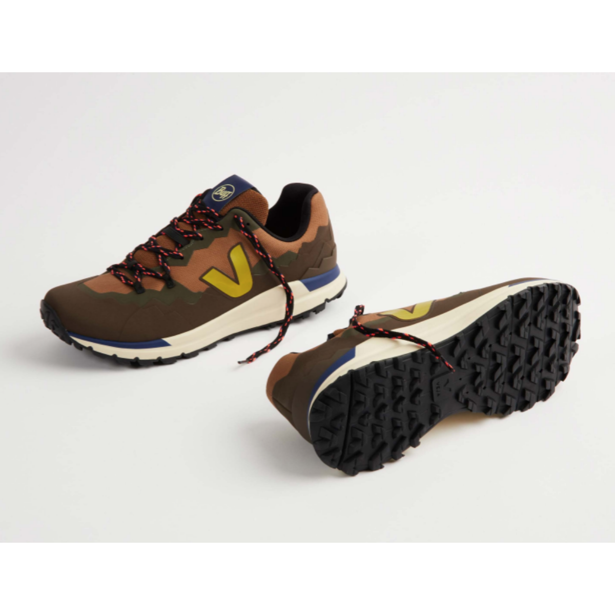 Veja Mens Fitzroy Li Treksh Buff