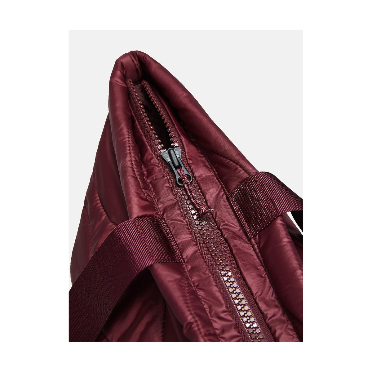 Peak Performance Helium Tote Bag