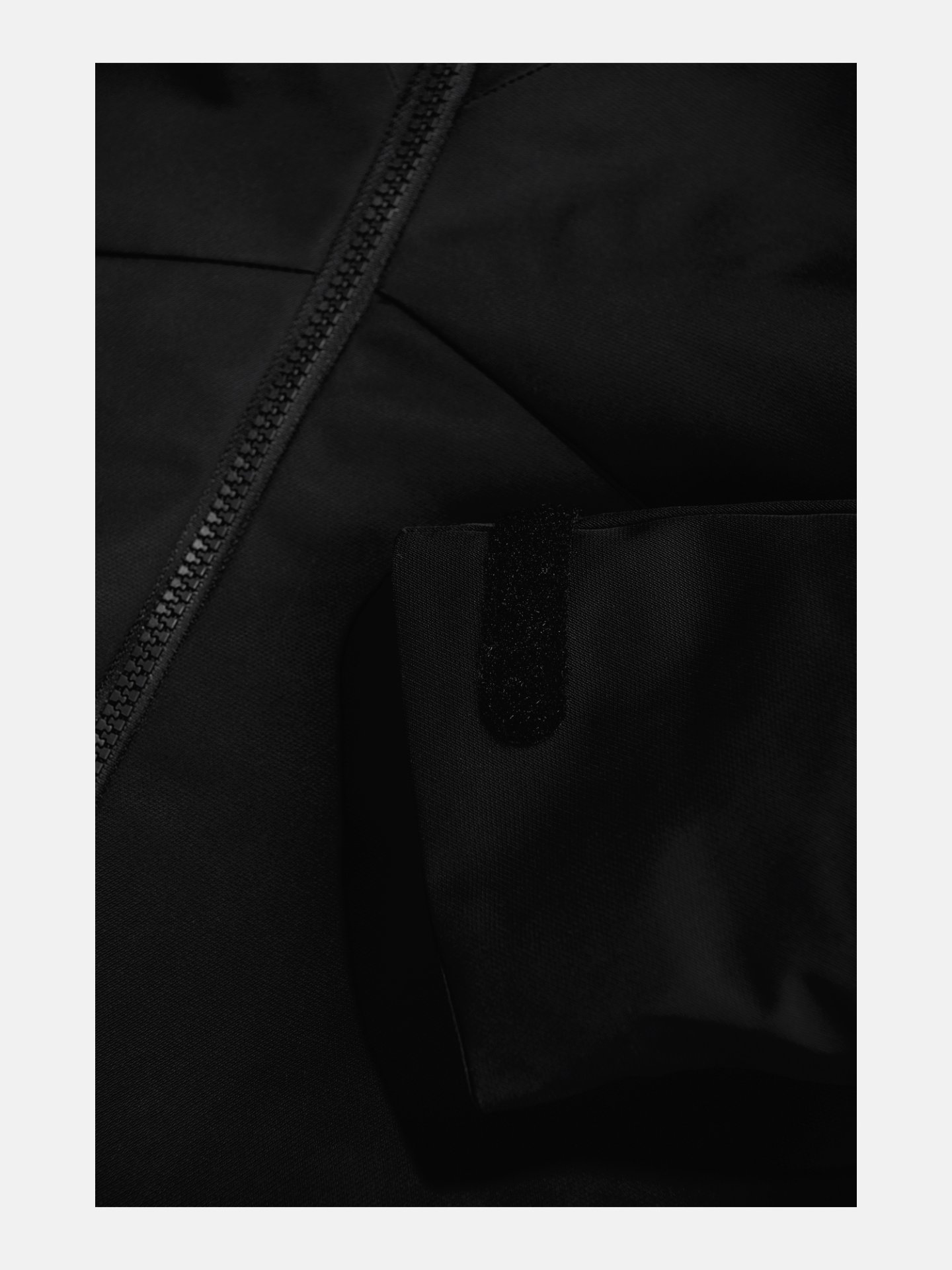 Peak Performance W Sapphire Parka 2021 Peak Performance W Sapphire Parka 2021