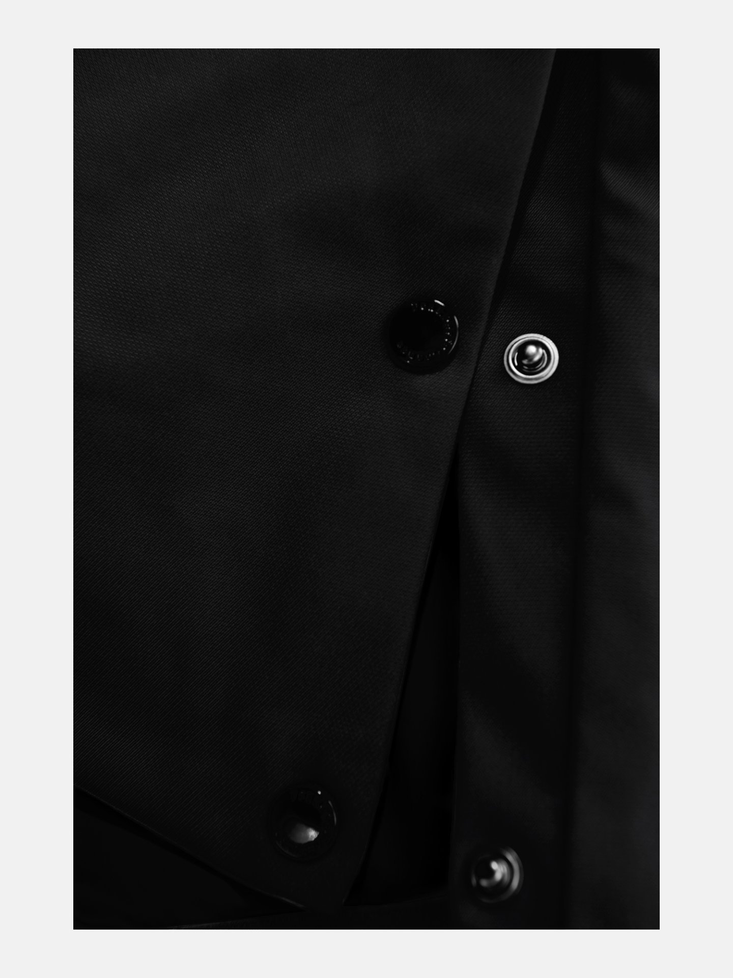 Peak Performance W Sapphire Parka 2021 Peak Performance W Sapphire Parka 2021