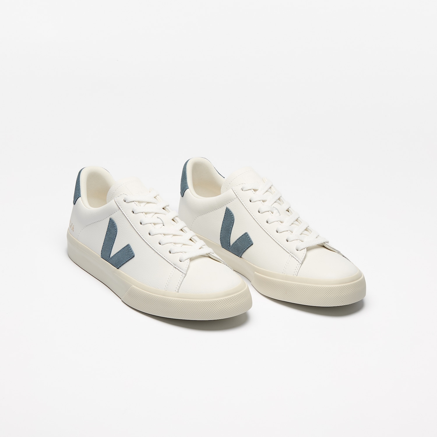 Veja Womens Campo Chromefree Leather